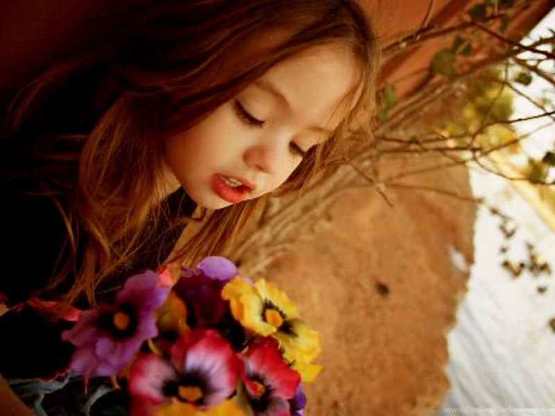 Baby Girl Wallpapers Download   HD Wallpapers And Pictures