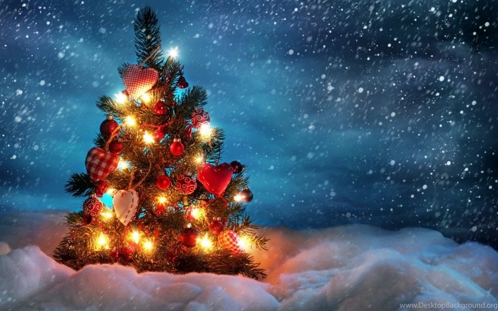 22+ Winter / Christmas Wallpapers For Desktops