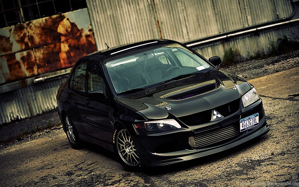 Mitsubishi Lancer Evolution 8 Wallpaper.