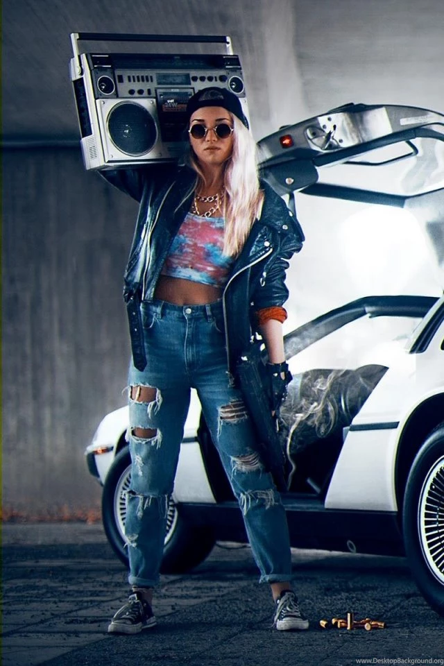 Download Wallpapers 640x960 Kung Fury, Boombox, Radio, Subway, Car ...