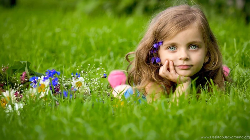 Download Cute Baby Girl HD Wallpapers ~ HD Wallpapers Online