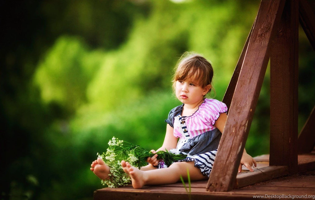 Cute Baby Girls HD Wallpapers