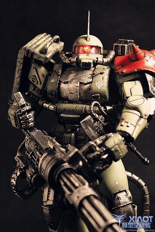 Zaku II Battle Damaged Ver. W/Gatling Gun: Custom Work, Painted ...