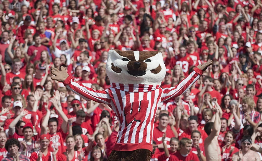 WISCONSIN BADGERS College Football Wallpapers
