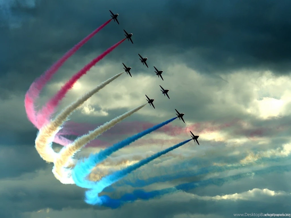 Colored Jet Smoke Wallpapers • IBackgroundWallpapers