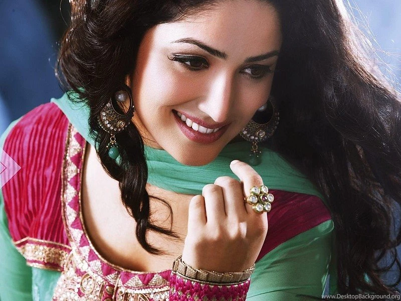 Yami Gautam Awesome HD Free Desktop Backgrounds And Wallpapers