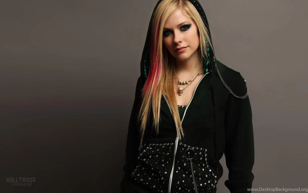 Avril Lavigne Wallpaper in HD 001 HDWallpaperSets.Com