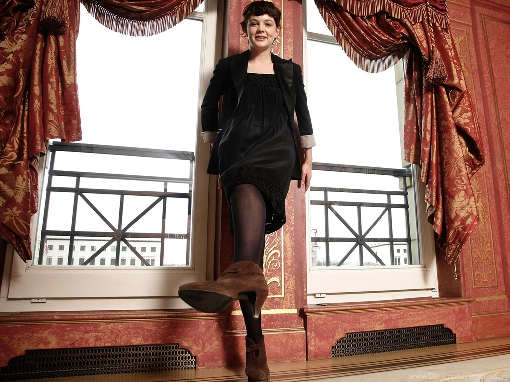 Carey Mulligan Pantyhose Dress Stilettos Girls Wallpapers ...