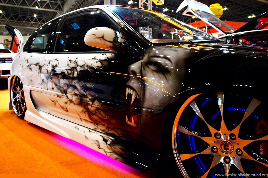 Vampire Patterned Car Crazy Modified (