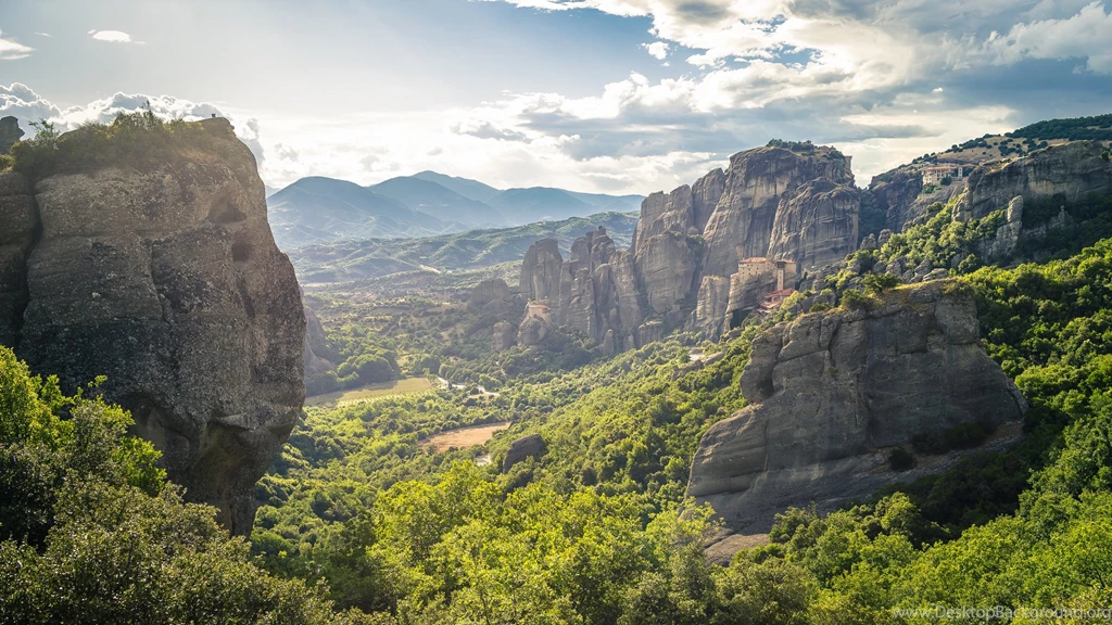 Meteora   Monastery In Greece   Thousand Wonders