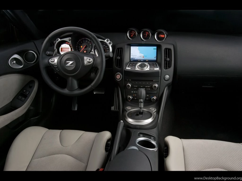 1024x768 Nissan 370Z Dash Desktop PC And Mac Wallpapers