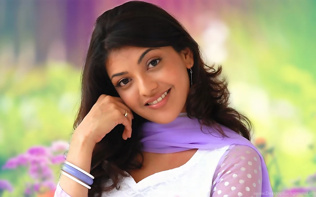 Looking Cute Kajal Aggarwal HD Wallpapers
