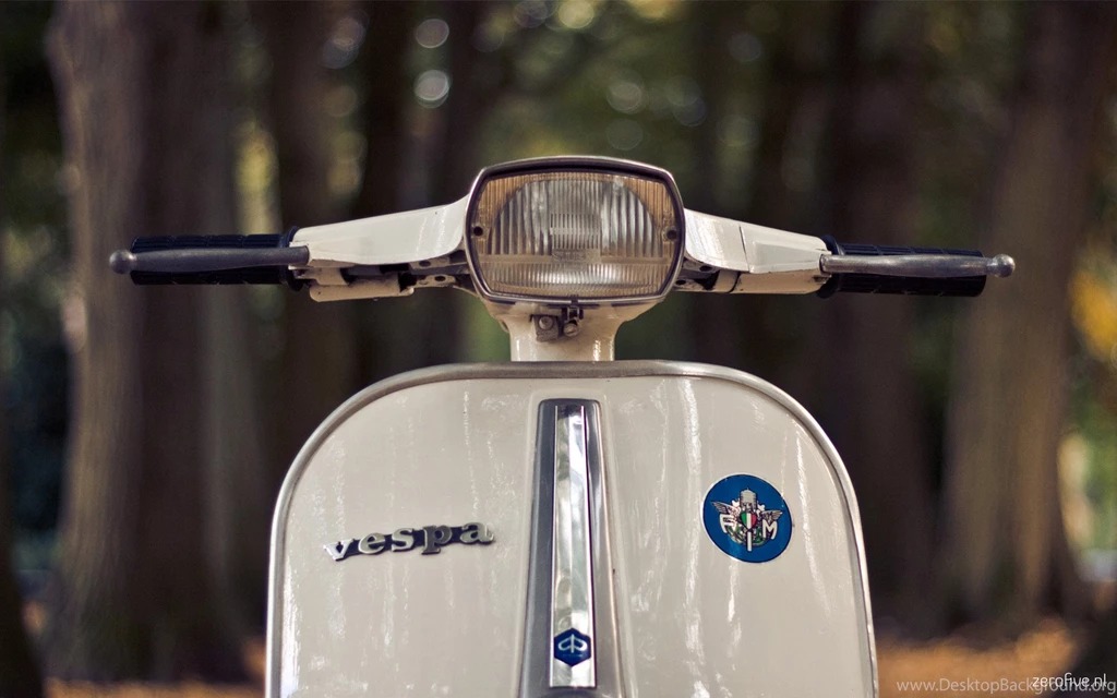 Free High Quality Classic Vespa Wallpapers