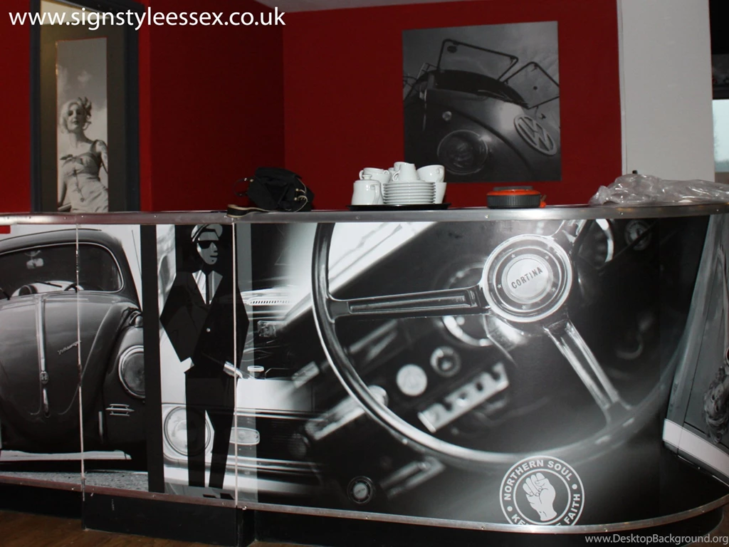 Custom Printed Wallpapers