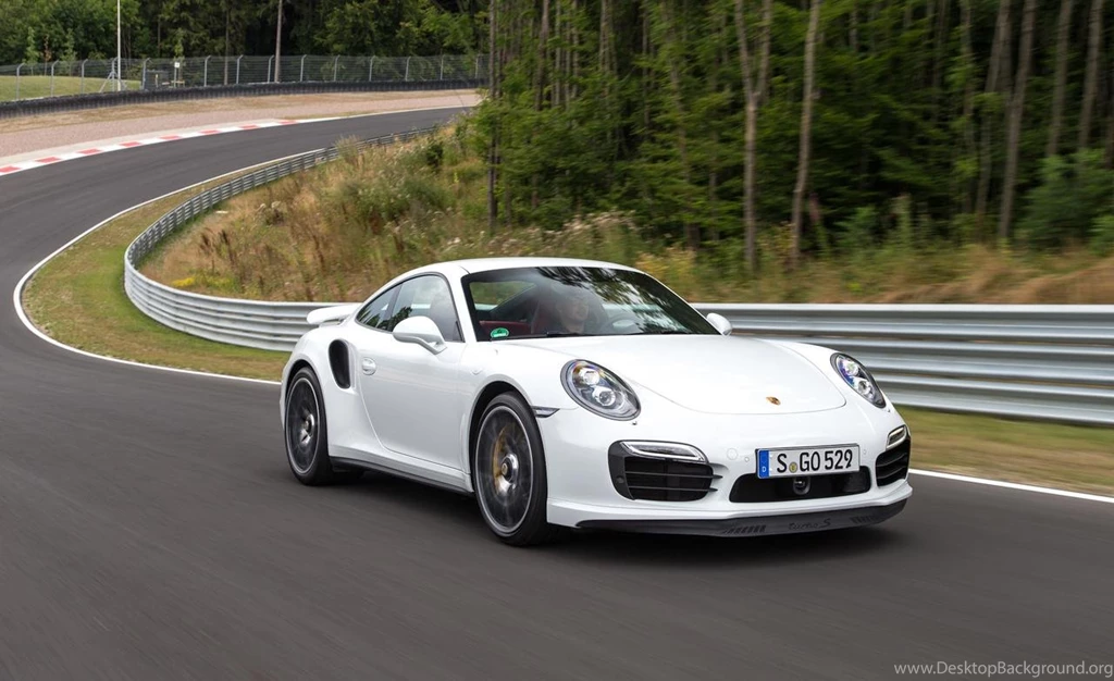Porsche 911 Turbo 2015 Red   Image