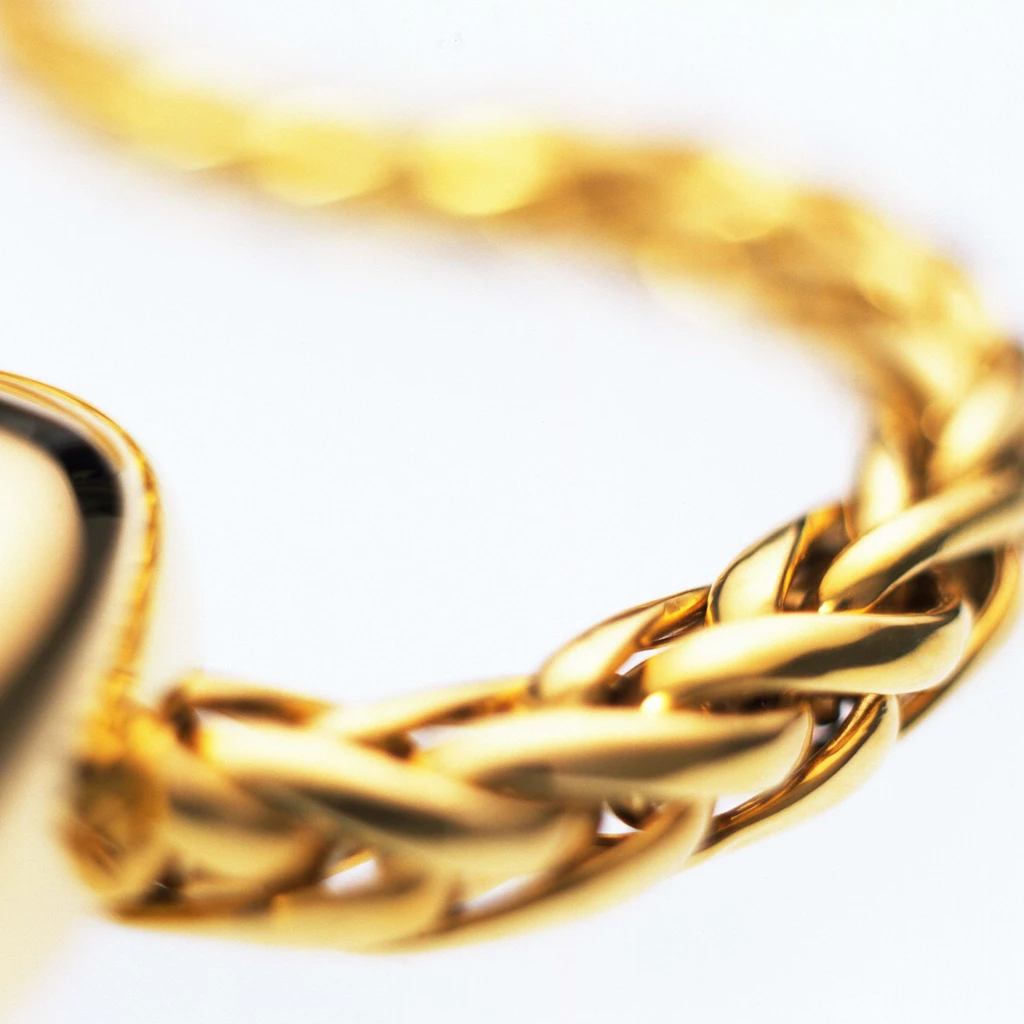 Download Wallpapers 2048x2048 Chain, White, Gold New iPad Air, 4, 3 ...