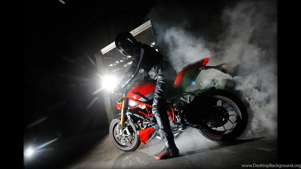 29 Ducati Naked Streetfighter Sportbike Smoke Burnout Wallpapers ...