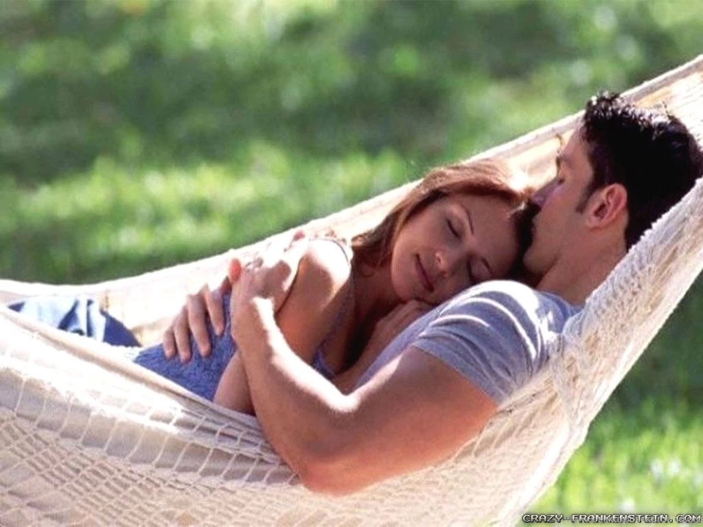 Romantic hug day images Valentine Day Wishes