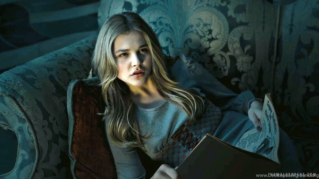Chloe Grace Moretz In Dark Shadows HD Wallpapers   IHD Wallpapers