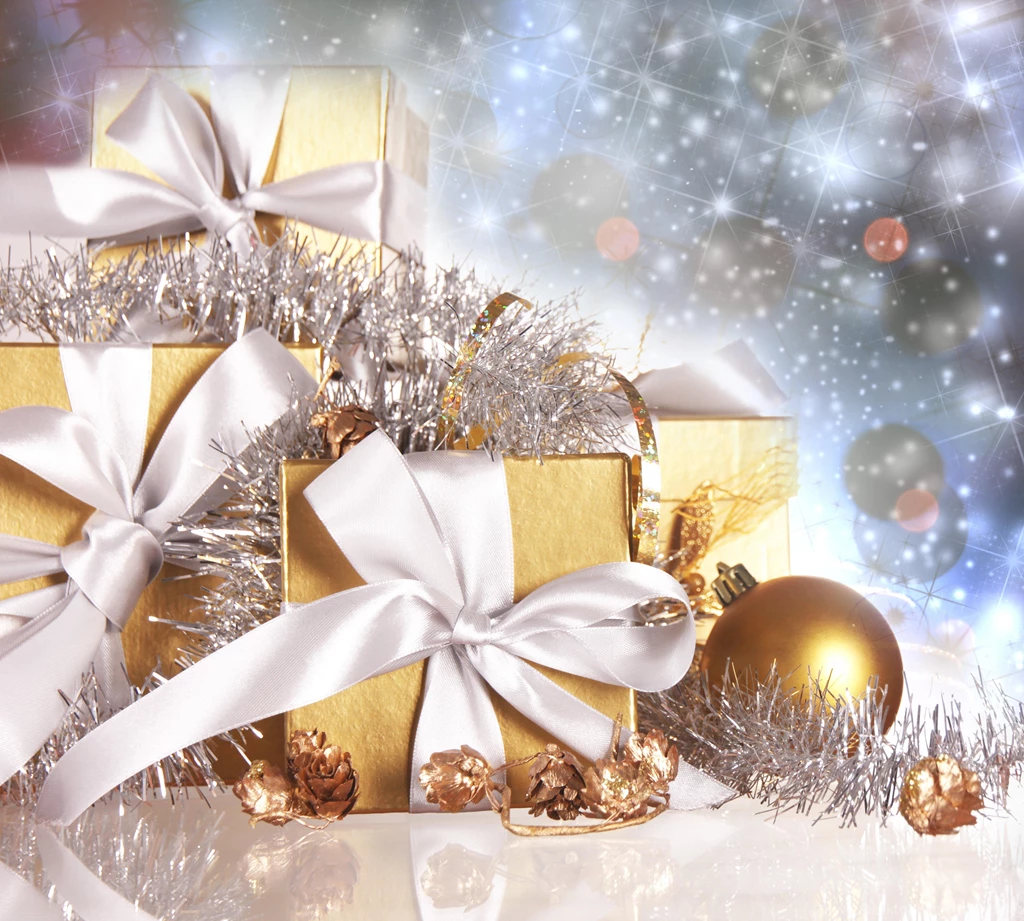 CHRISTMAS GIFTS WALLPAPER (