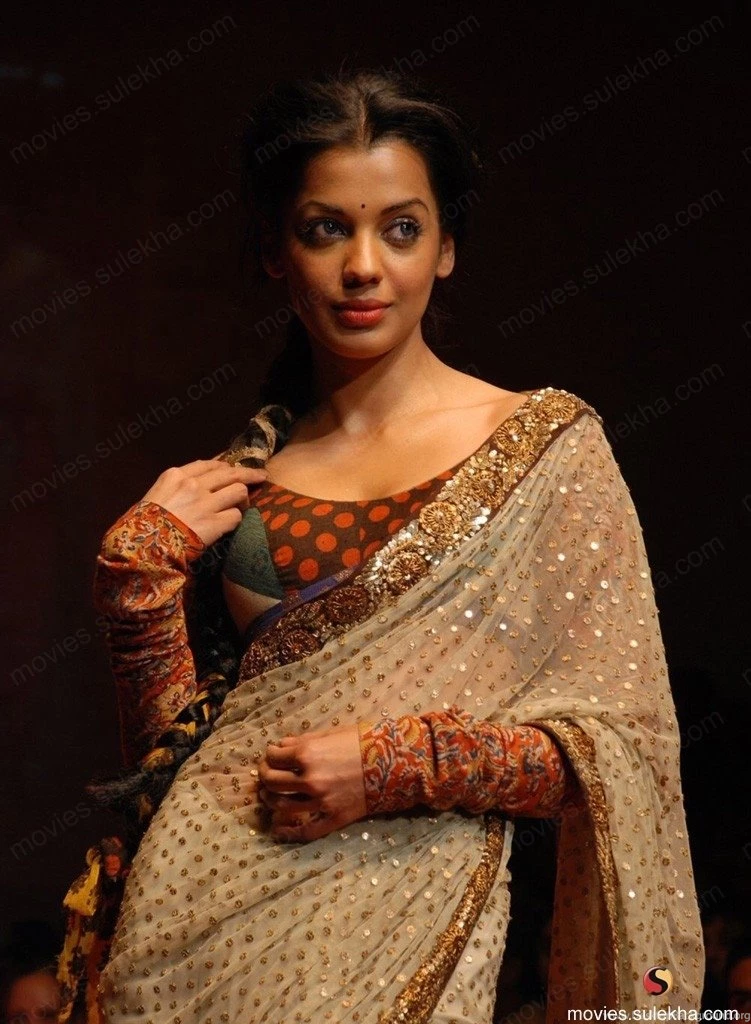 Mugdha Godse Hindi Wallpaper, Mugdha Godse Desktop Picture, Mugdha ...