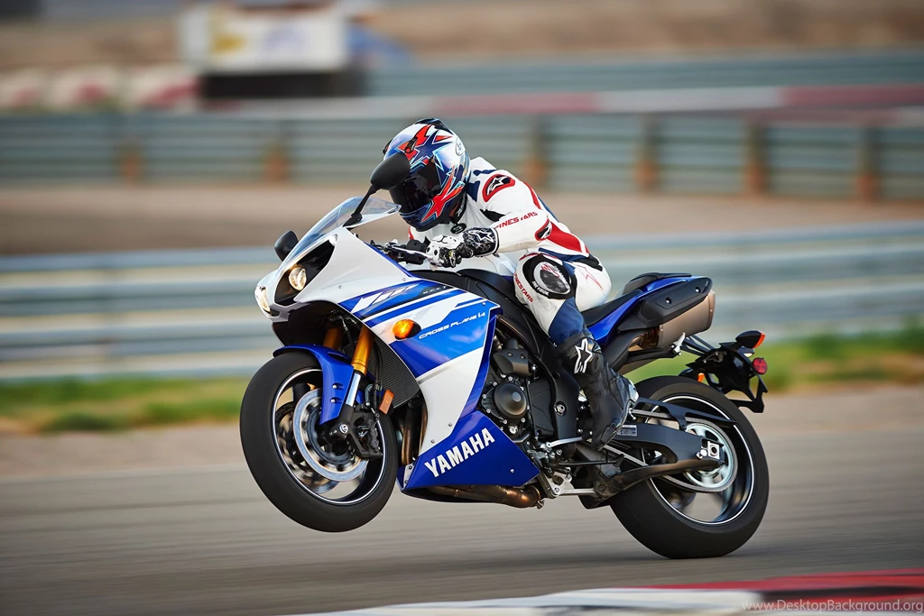 2014 Yamaha YZF R1 Wallpapers