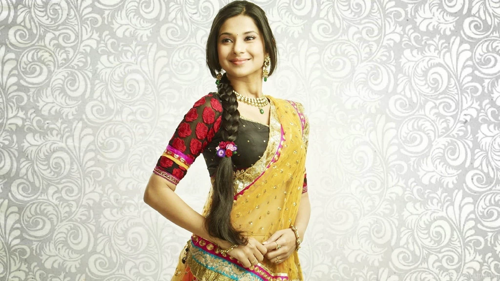 Serial Actress Saraswatichandra Hd Image Wallpapers Free