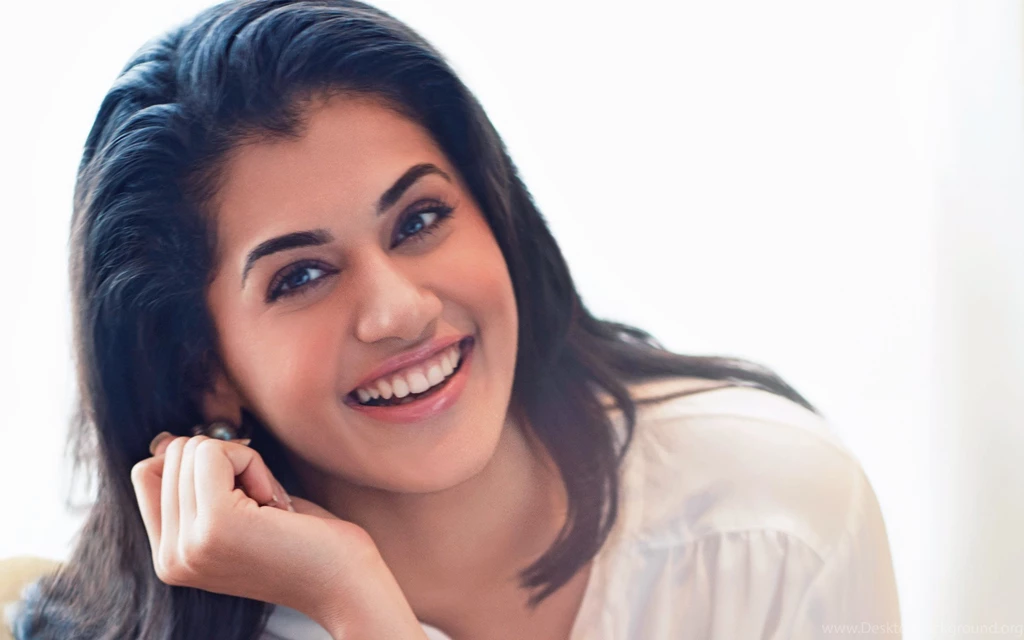 Actress Taapsee Pannu HD Wallpapers Free HD Wallpapers   Download ...