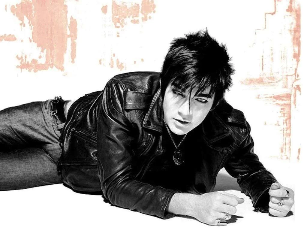 Adam Lambert Wallpaper HD 1.jpg