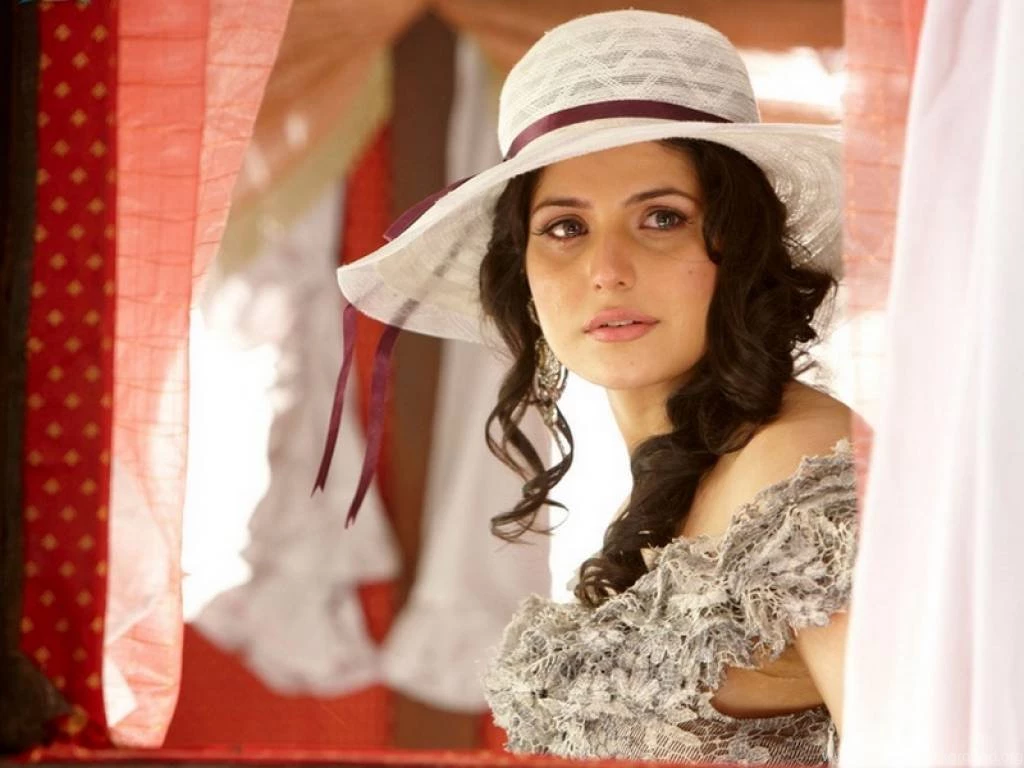 Latest Bollywood Hot Wallpapers