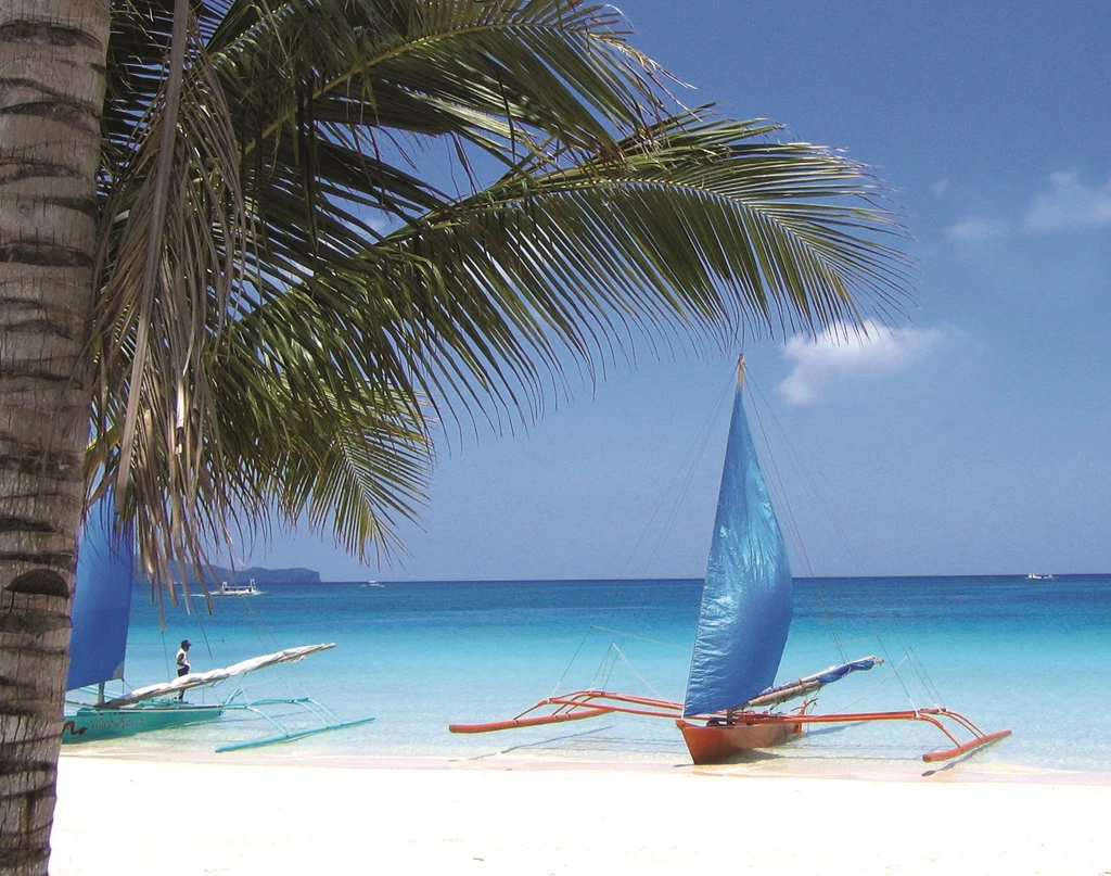Boats On The Beach In Koh Kood, Thailand Wallpapers And Images ...