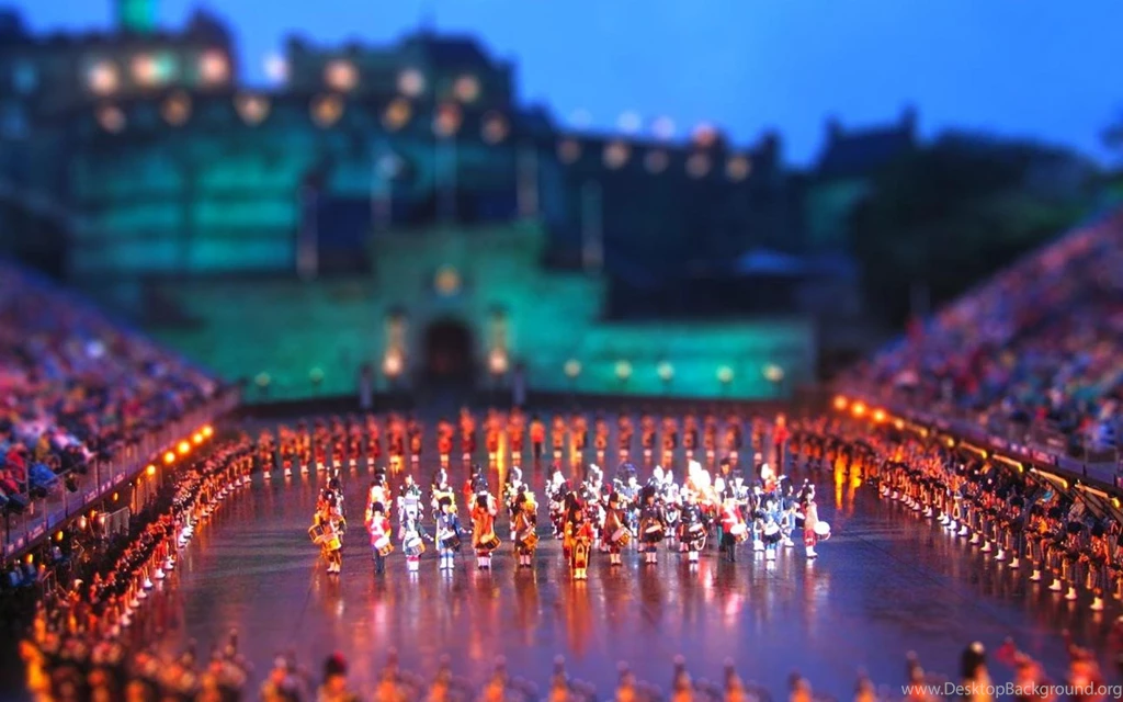 EDINBURGH TATOO TILT SHIFT WALLPAPER (