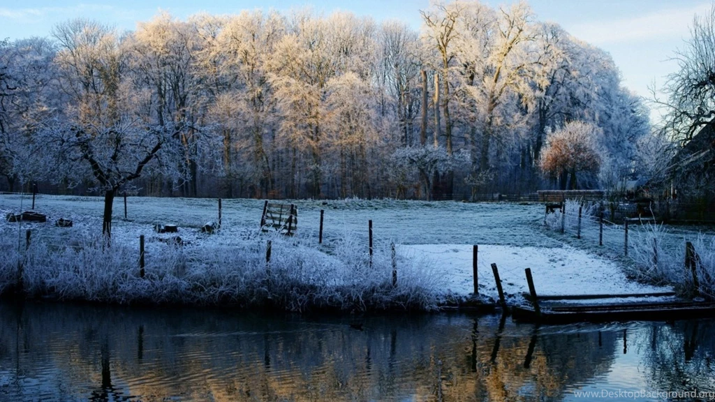 Download Wallpapers 1366x768 Morning, Lake, Frost, Freeze, November ...