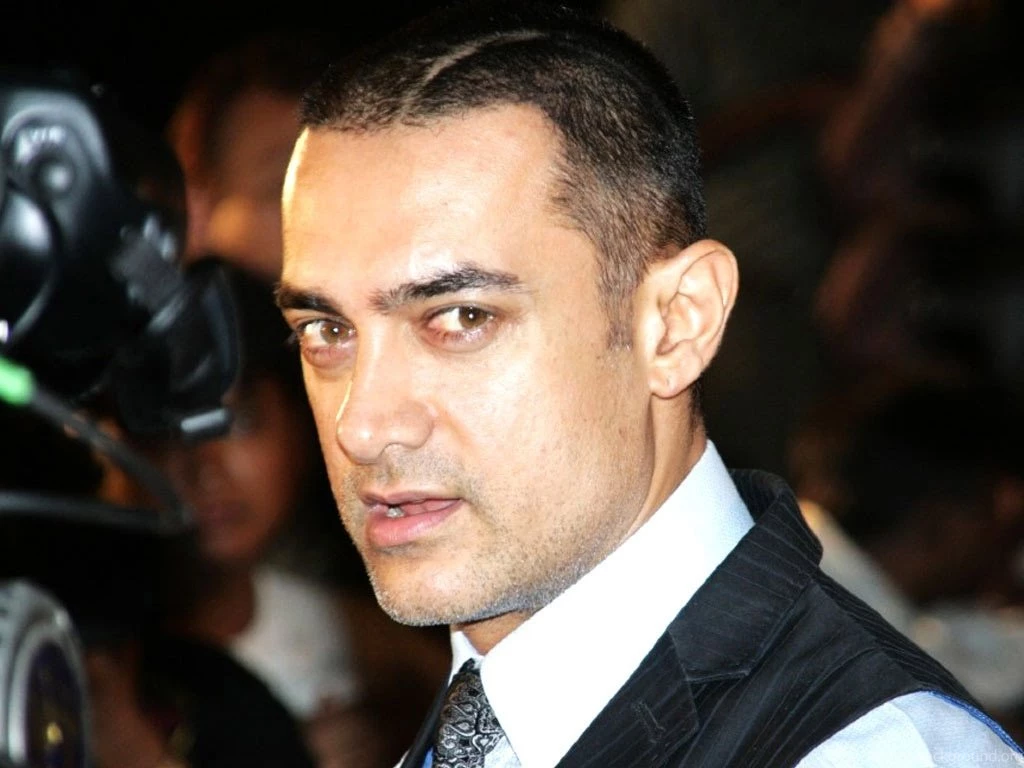 Hd wallpapers aamir khan actors bollywood wallpapers wallpaper c950cde9b3f83f41721788e3315a14a3 large 5893.jpg