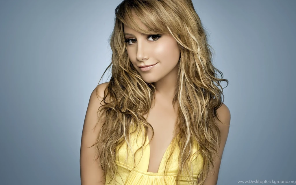 Singer Wallpapers AmusingFun.com