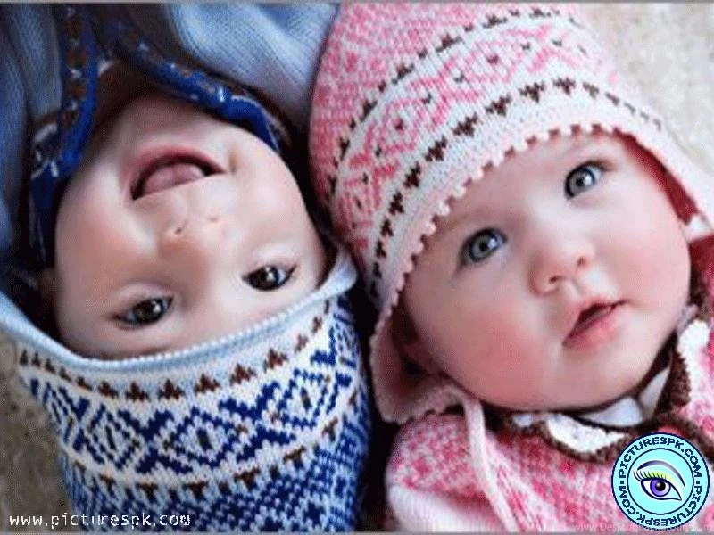 Twin baby wallpaper 800x600.jpg