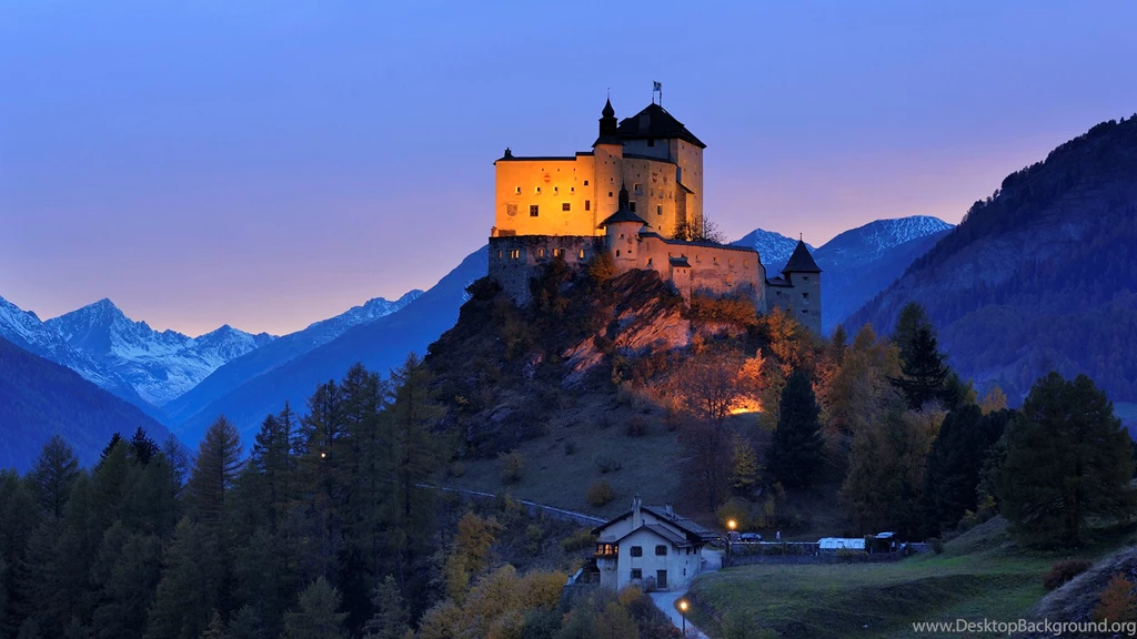 Bran Castle In Romania Images