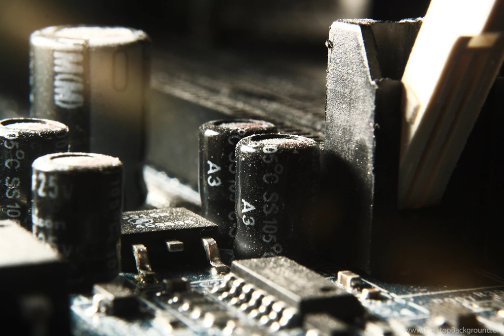 Swap Desktops With Each Other With Our Reader Wallpapers Pack 3.0