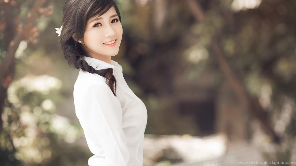 Girl Wallpapers HD