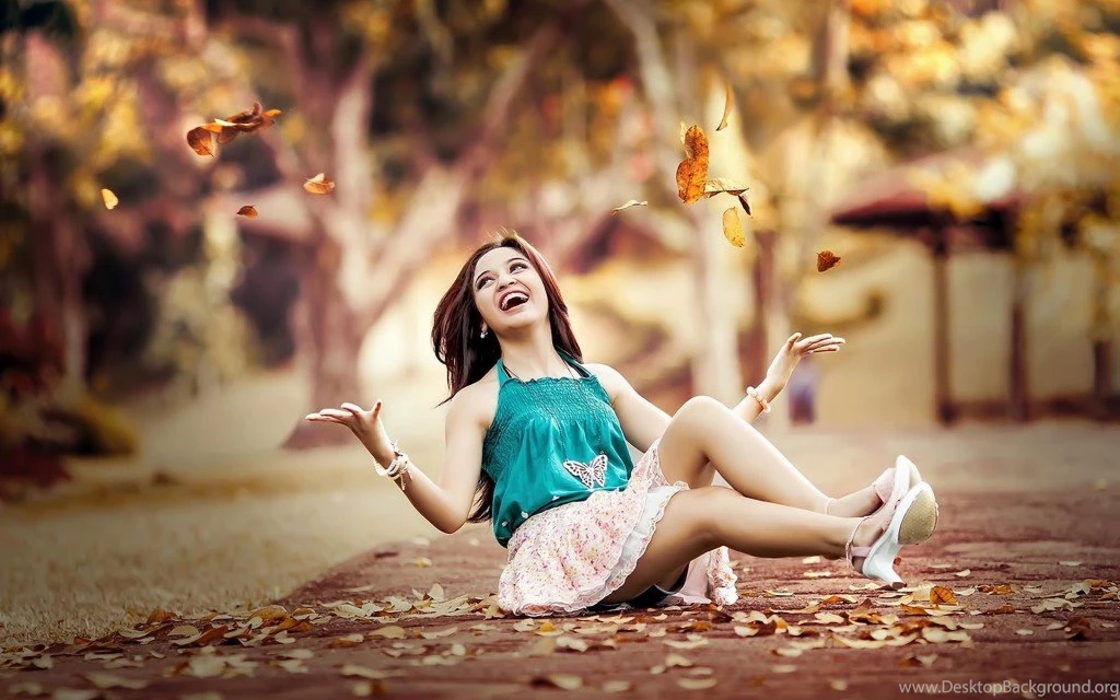 Beauty Girl Road Leaves Autumn 1024x640.jpg