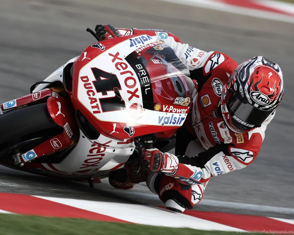 Download 2560x2048 Xerox Ducati World Superbike Wallpapers
