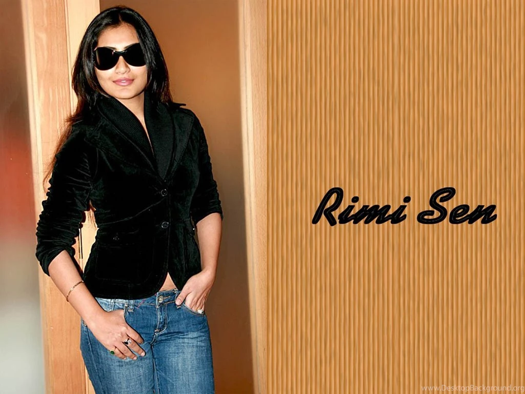 Rimi Sen Hot In Bikini Wallpapers   Free Rimi Sen Hot In Bikini ...