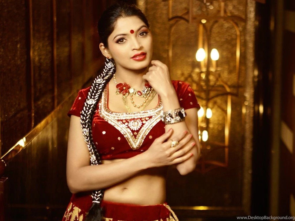 Sanchita shetty looks hot in red dress 1024x768.jpg