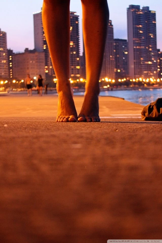 Naked Feet HD Desktop Wallpapers : Fullscreen : Mobile : Dual Monitor