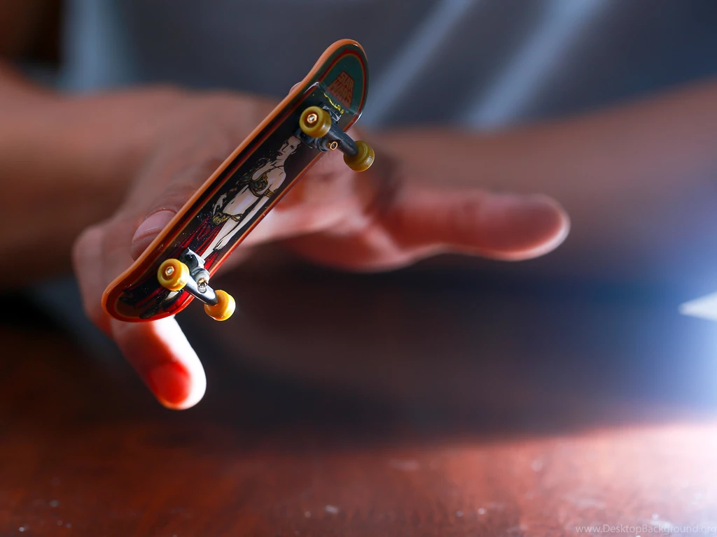 How To Do Tricks On Your Tech Deck: 6 Steps (with Pictures)