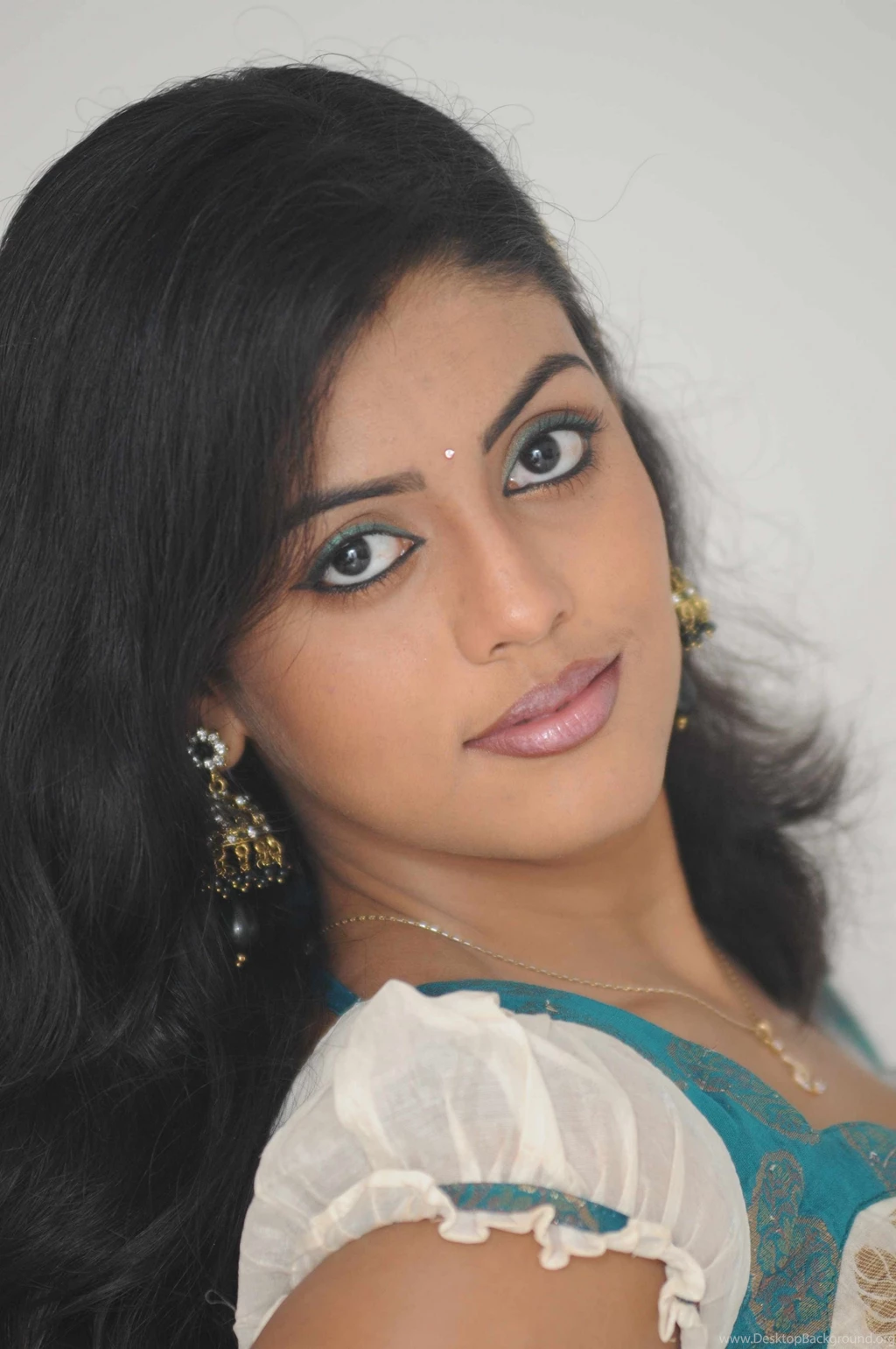 Iniya Tamil Wallpaper, Iniya Desktop Picture, Iniya Posters ...