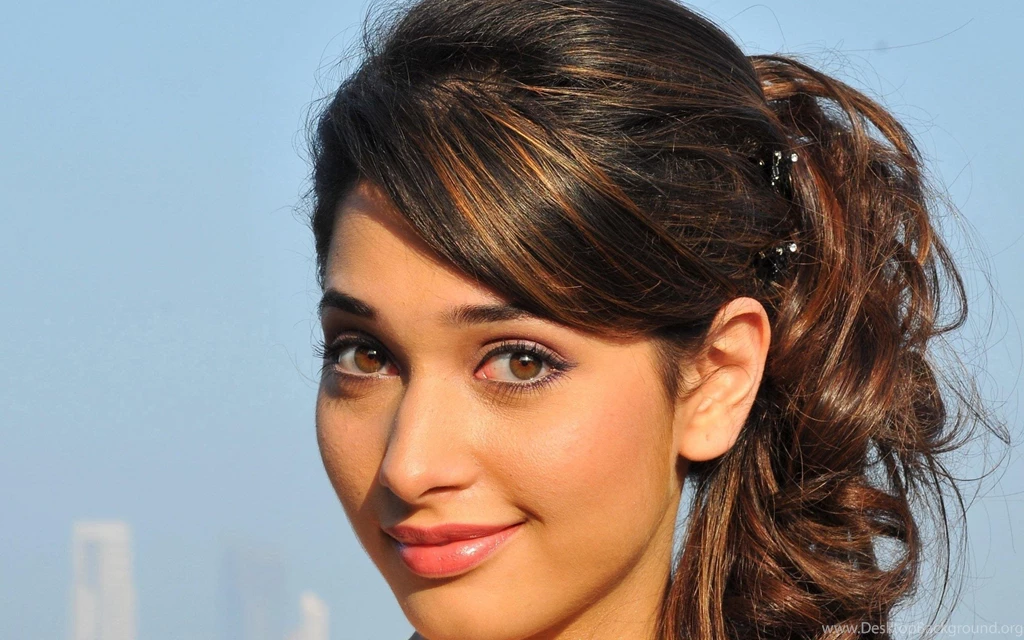 Indian Actress Tamannaah Bhatia Wallpapers