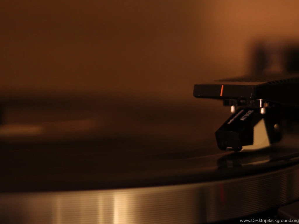 1600x1200 Audio Technica Wallpaper, Music And Dance Wallpapers