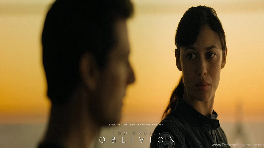 Tom Cruise Oblivion wallpapers 12.jpg