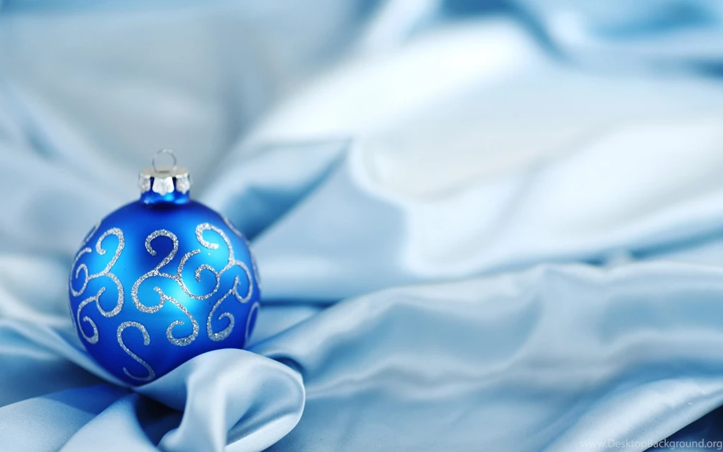 Inspiringwallpapers.net__christmas balls wallpapers_1920x1200_87262.jpg